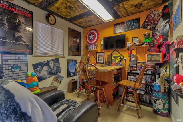 211 N Woods Avenue, Evansville, IN 47712