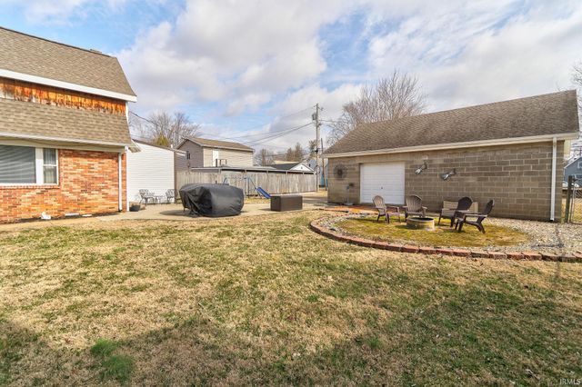 211 N Woods Avenue, Evansville, IN 47712