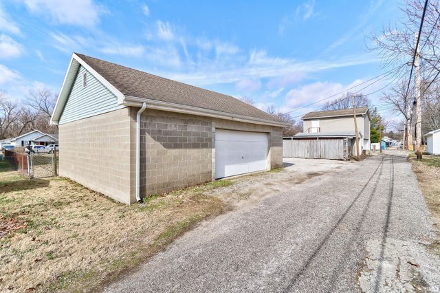 211 N Woods Avenue, Evansville, IN 47712