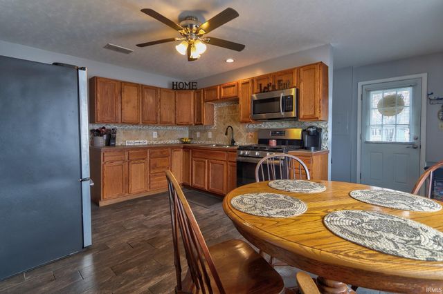 211 N Woods Avenue, Evansville, IN 47712