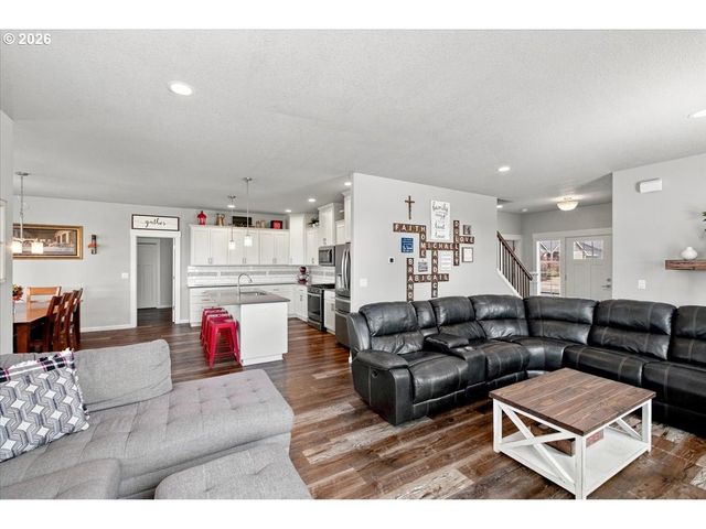 5746 Ne TUSCAN Loop, Albany, OR 97321