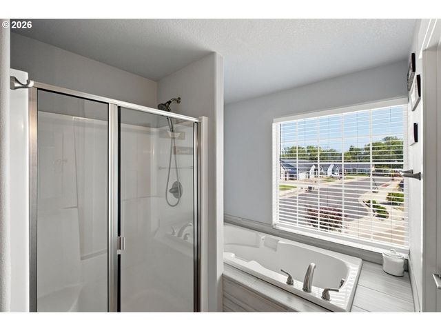 5746 Ne TUSCAN Loop, Albany, OR 97321