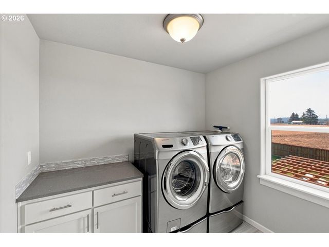 5746 Ne TUSCAN Loop, Albany, OR 97321