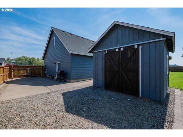 5746 Ne TUSCAN Loop, Albany, OR 97321