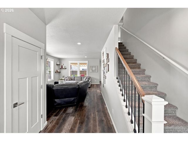 5746 Ne TUSCAN Loop, Albany, OR 97321