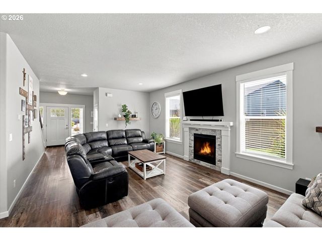 5746 Ne TUSCAN Loop, Albany, OR 97321