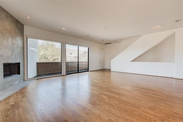 3930 Stanford Street, Houston, TX 77006