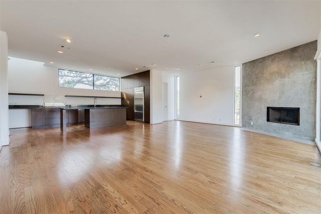 3930 Stanford Street, Houston, TX 77006