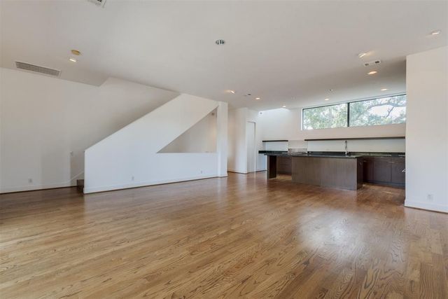 3930 Stanford Street, Houston, TX 77006