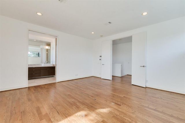 3930 Stanford Street, Houston, TX 77006
