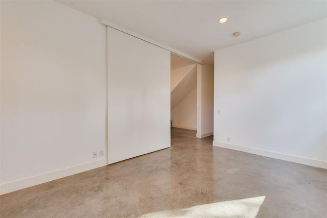 3930 Stanford Street, Houston, TX 77006