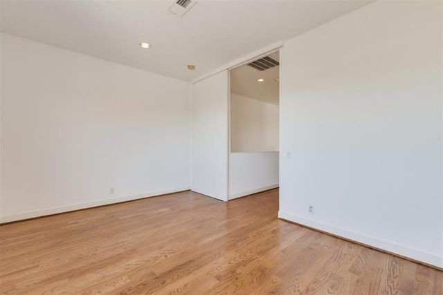 3930 Stanford Street, Houston, TX 77006