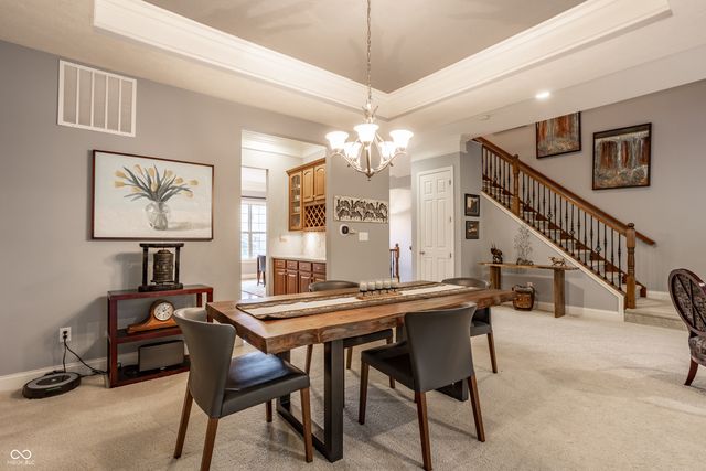 207 Wakefield Way, Zionsville, IN 46077