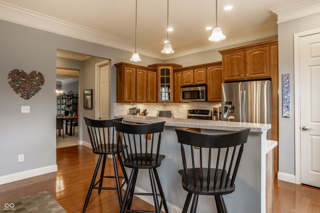 207 Wakefield Way, Zionsville, IN 46077