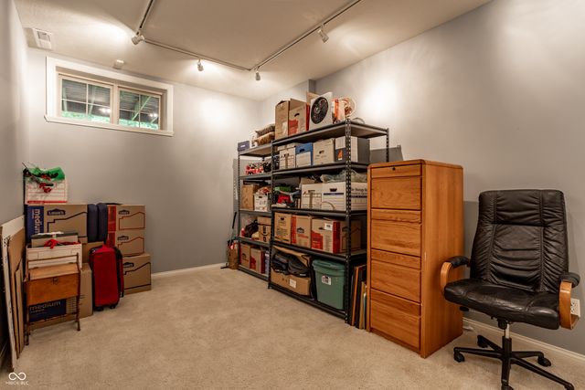 207 Wakefield Way, Zionsville, IN 46077