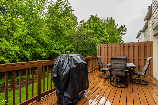 207 Wakefield Way, Zionsville, IN 46077