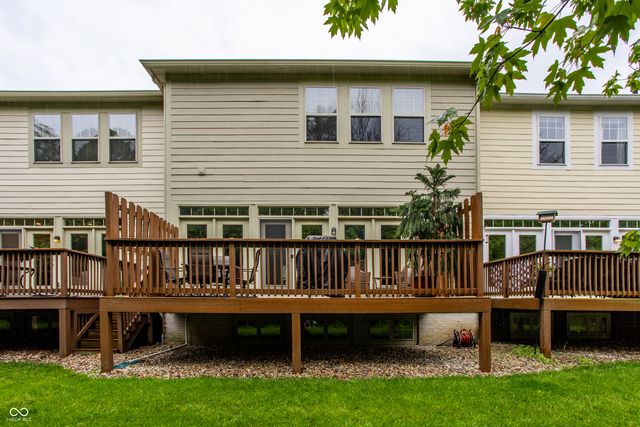 207 Wakefield Way, Zionsville, IN 46077