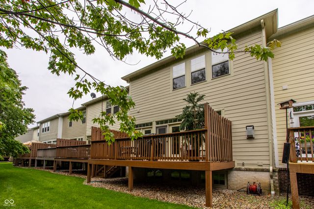 207 Wakefield Way, Zionsville, IN 46077