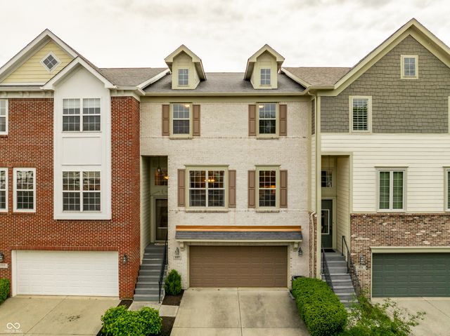 207 Wakefield Way, Zionsville, IN 46077