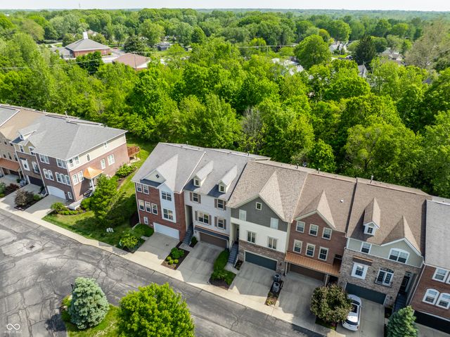 207 Wakefield Way, Zionsville, IN 46077