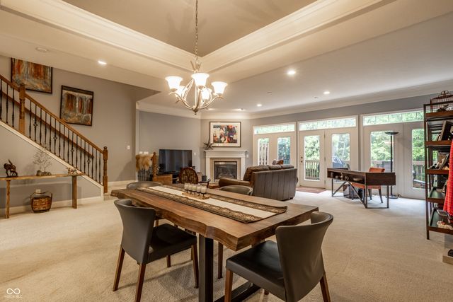 207 Wakefield Way, Zionsville, IN 46077
