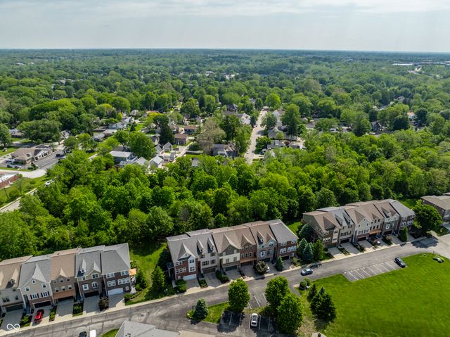 207 Wakefield Way, Zionsville, IN 46077