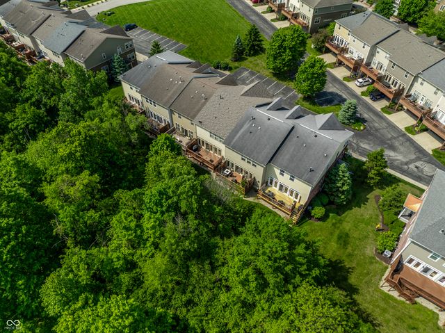 207 Wakefield Way, Zionsville, IN 46077