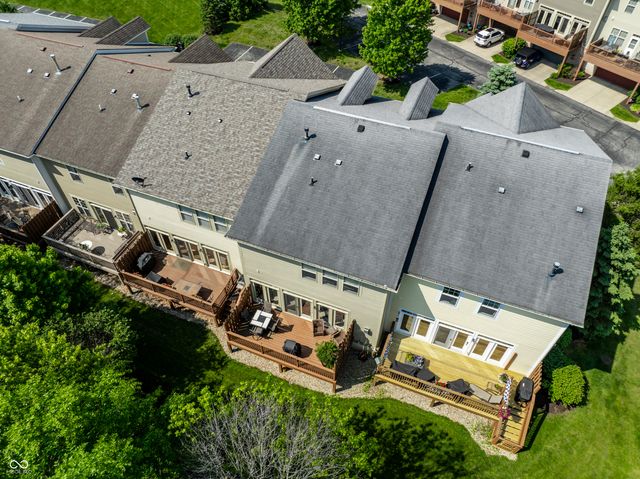 207 Wakefield Way, Zionsville, IN 46077