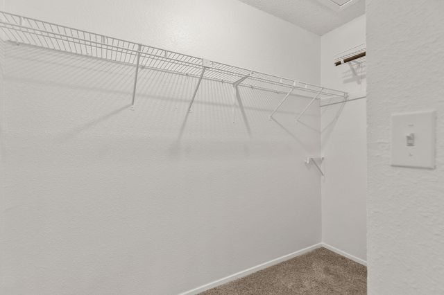 413 Country Aire DR, Round Rock, TX 78664