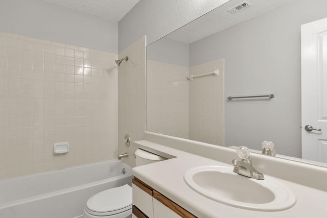 413 Country Aire DR, Round Rock, TX 78664