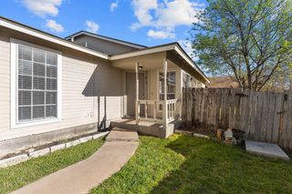 413 Country Aire DR, Round Rock, TX 78664