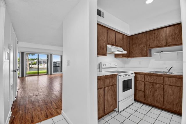44 CLUB HOUSE DRIVE 106, Palm Coast, FL 32137