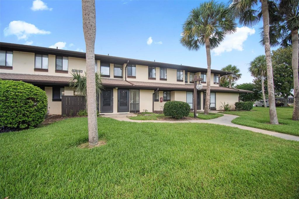 44 CLUB HOUSE DRIVE 106, Palm Coast, FL 32137