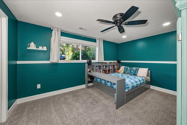 2406 S Progress Rd, Spokane Valley, WA 99037