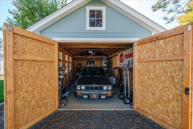 2406 S Progress Rd, Spokane Valley, WA 99037