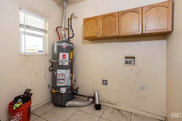 406 10th Street, Bakersfield, CA 93304