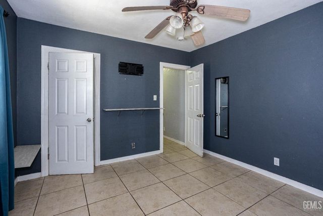 406 10th Street, Bakersfield, CA 93304