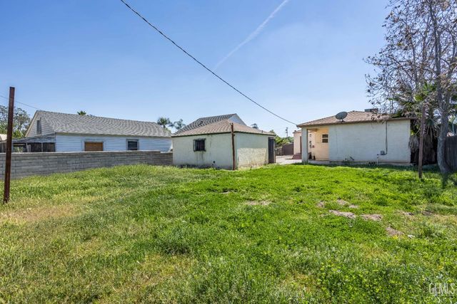 406 10th Street, Bakersfield, CA 93304