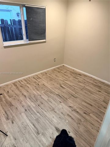 5015 Washington St, Hollywood, FL 33021