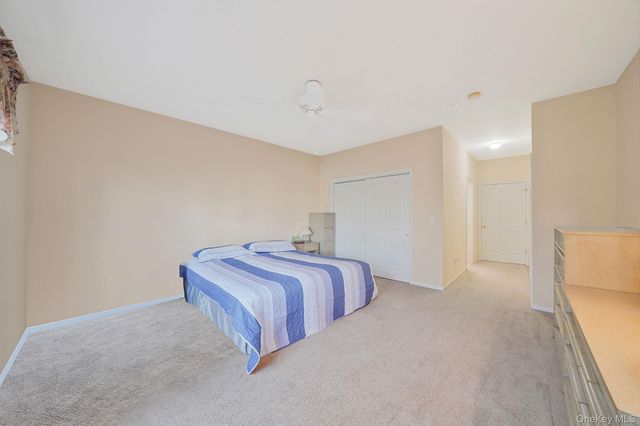 554 Mirror Pond Court, Moriches, NY 11955