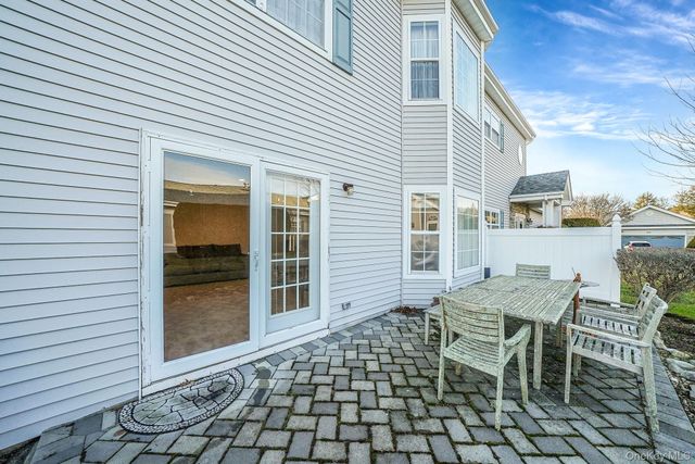 554 Mirror Pond Court, Moriches, NY 11955