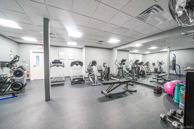 554 Mirror Pond Court, Moriches, NY 11955