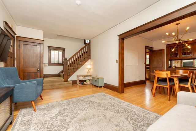 2041 Princeton Avenue, Saint Paul, MN 55105