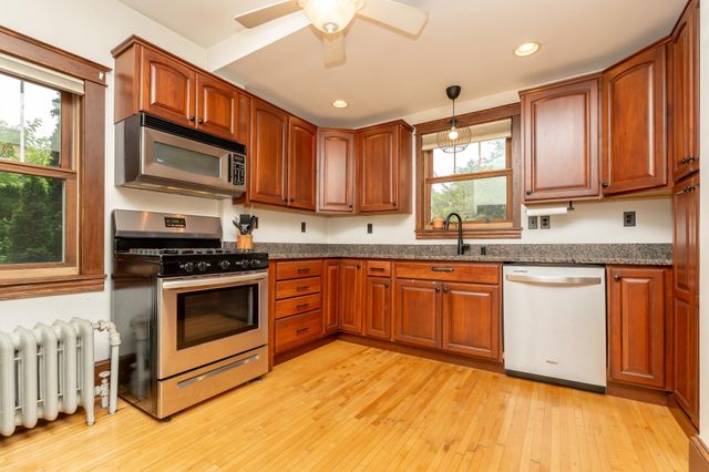 2041 Princeton Avenue, Saint Paul, MN 55105