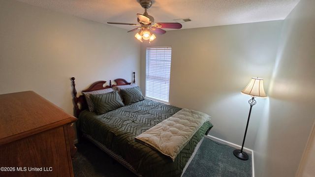 9730 Pigeon Roost Park Circle, Olive Branch, MS 38654
