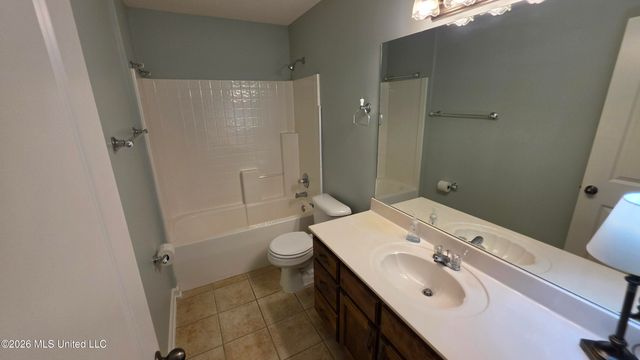 9730 Pigeon Roost Park Circle, Olive Branch, MS 38654
