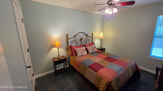 9730 Pigeon Roost Park Circle, Olive Branch, MS 38654