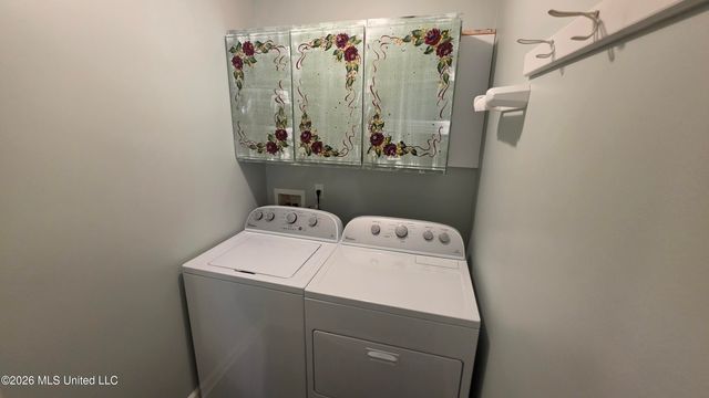 9730 Pigeon Roost Park Circle, Olive Branch, MS 38654