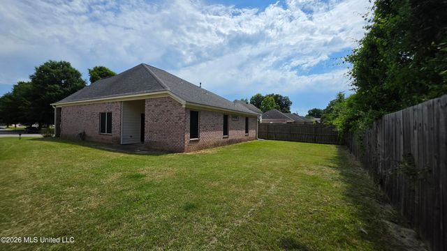 9730 Pigeon Roost Park Circle, Olive Branch, MS 38654