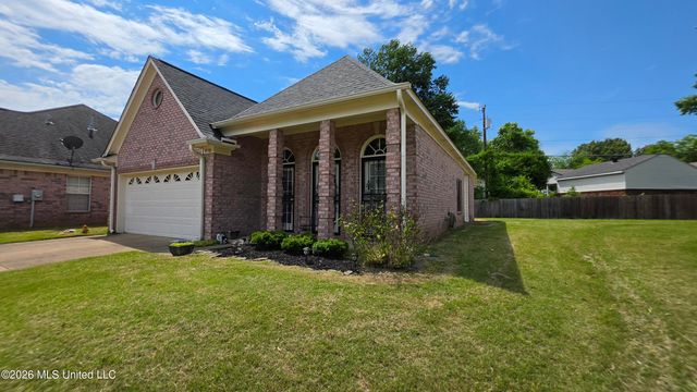 9730 Pigeon Roost Park Circle, Olive Branch, MS 38654